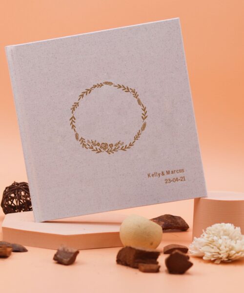 Wedding Photobook - Foil Wreath